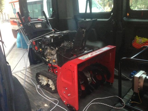 "AlbiSolidali" va in aiuto di Acquasanta Terme con un robot spazzaneve "AlbiSolidali" va in aiuto di Acquasanta Terme con un robot spazzaneve