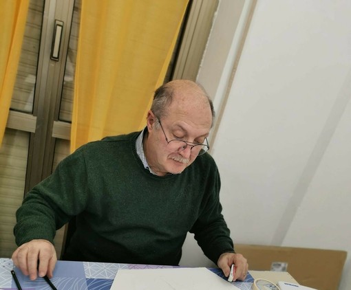 Carcare, il dottor Pittari resta in servizio e rinvia la pensione per stare vicino ai suoi pazienti Carcare, il dottor Pittari resta in servizio e rinvia la pensione per stare vicino ai suoi pazienti