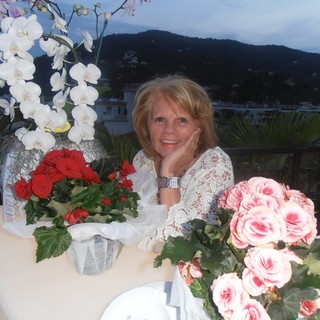 "Il canto dell'ape" omaggio ad Alda Merini ai Vivai Montina di Cisano