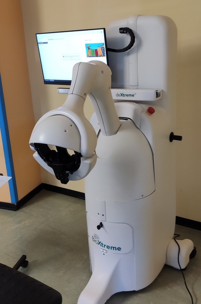 Nuovo centro robotica Santa Corona: Caterina tornerà a camminare grazie ad un esoscheletro