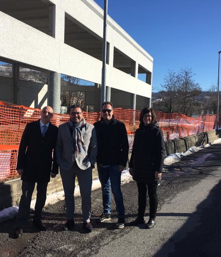 Il senatore Ripamonti in visita a Roccavignale, sindaco Fracchia: "Fatto richiesta del mantenimento dell'ora legale"