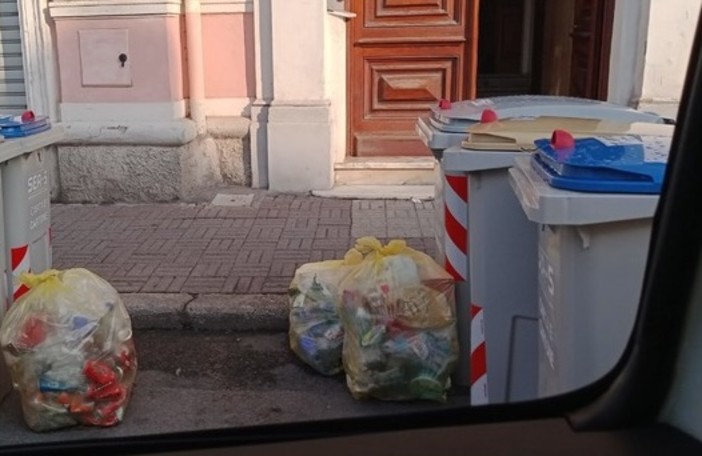 Porta a porta a Savona, Sea-S: "I sacchi gialli per la plastica vanno esposti nei giorni indicati"
