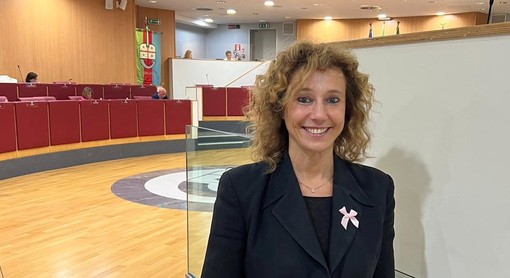 Malati oncologici, la Regione amplia la platea di chi potrà chiedere il contributo regionale per l’acquisto di parrucche Malati oncologici, la Regione amplia la platea di chi potrà chiedere il contributo regionale per l’acquisto di parrucche