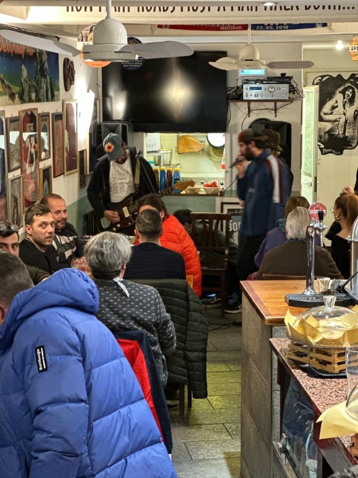 Savona, proseguono i giovedì musicali "Dezeuggia" di via Mistrangelo