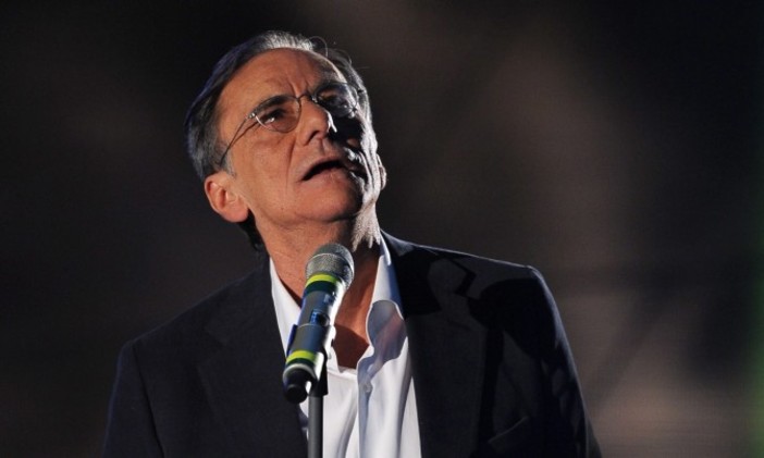 Grande attesa per Roberto Vecchioni Grande attesa per Roberto Vecchioni