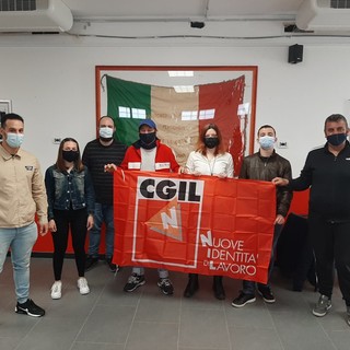 Savona, assemblea dei rider savonesi in Cgil: "Vogliamo contratti adeguati" Savona, assemblea dei rider savonesi in Cgil: "Vogliamo contratti adeguati"