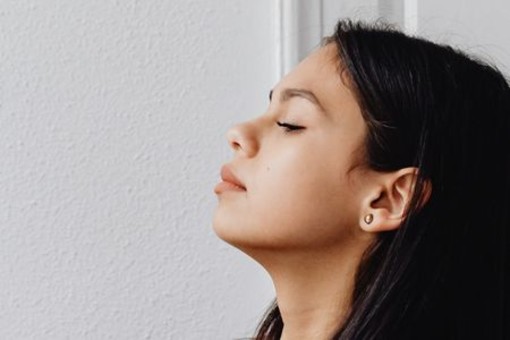 IL RINOFILLER: LA SOLUZIONE ESTETICA DEL NASO MA SENZA BISTURI IL RINOFILLER: LA SOLUZIONE ESTETICA DEL NASO MA SENZA BISTURI