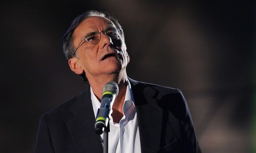 Grande attesa per Roberto Vecchioni Grande attesa per Roberto Vecchioni
