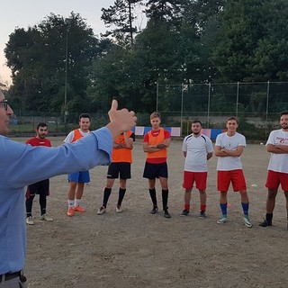 Cairo, il sindaco Lambertini fa visita ai ragazzi dell'U.S. Rocchettese 1972