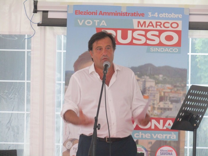 Anche il candidato sindaco di Savona Marco Russo a Stella per ricordare Pertini Anche il candidato sindaco di Savona Marco Russo a Stella per ricordare Pertini