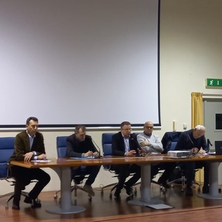 Termovalorizzatore, anche l’Alta Langa dice no a un impianto al confine: “Raccolte 46 firme tra Comuni ed Enti, ora vigilerà l’Osservatorio”