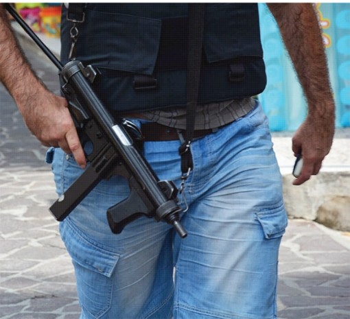 Rapina e sparatoria a Pietra Ligure: due arrestati e un ferito, ora gli accertamenti del caso Rapina e sparatoria a Pietra Ligure: due arrestati e un ferito, ora gli accertamenti del caso