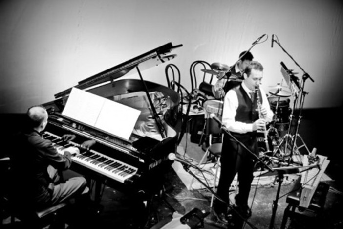 Toirano, musica e teatro con "Il Suono della Parola" Toirano, musica e teatro con "Il Suono della Parola"