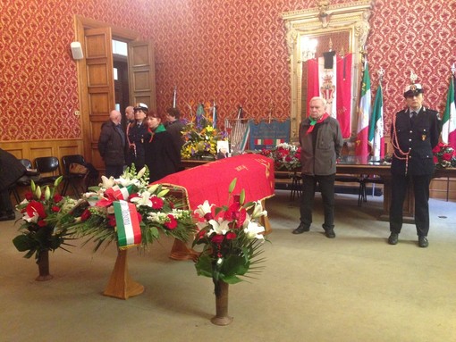 Savona perde un suo sindaco, oggi la camera ardente per Umberto Scardaoni: "Sempre corretto in politica"