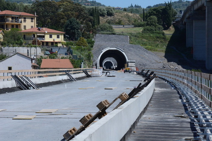 Or.S.A. Liguria: "Ecco le nostre considerazioni e perplessità sul raddoppio ferroviario" Or.S.A. Liguria: "Ecco le nostre considerazioni e perplessità sul raddoppio ferroviario"