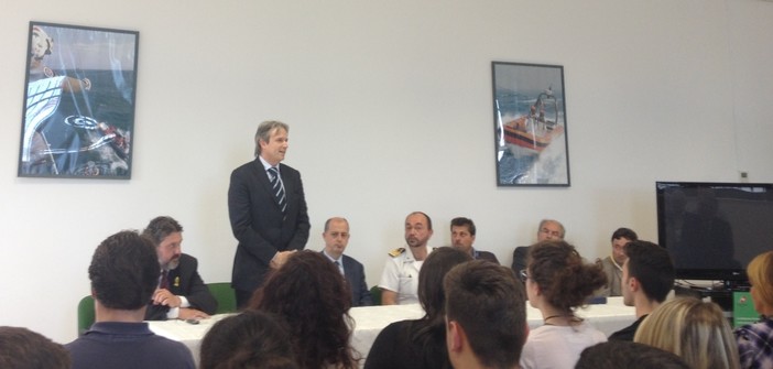 Savona, ieri si è concluso il progetto "Alternanza scuola-lavoro" Savona, ieri si è concluso il progetto "Alternanza scuola-lavoro"