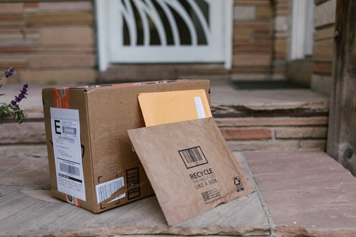 SpedireAdesso, invia pacchi e lettere senza problemi dove vuoi SpedireAdesso, invia pacchi e lettere senza problemi dove vuoi