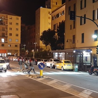 Savona, "spunta" il semaforo intelligente di via Gramsci per evitare gli investimenti