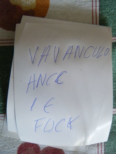 Pietra Ligure: casa svaligiata e un biglietto di insulti - foto Pietra Ligure: casa svaligiata e un biglietto di insulti - foto
