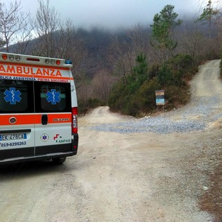 Biker soccorso sulle alture di Giustenice: trasportato in codice giallo al Santa Corona (FOTO)