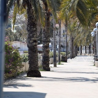 Decisione imminente per le restrizioni Covid: si va verso Pasqua "blindata", ma no lockdown nazionale