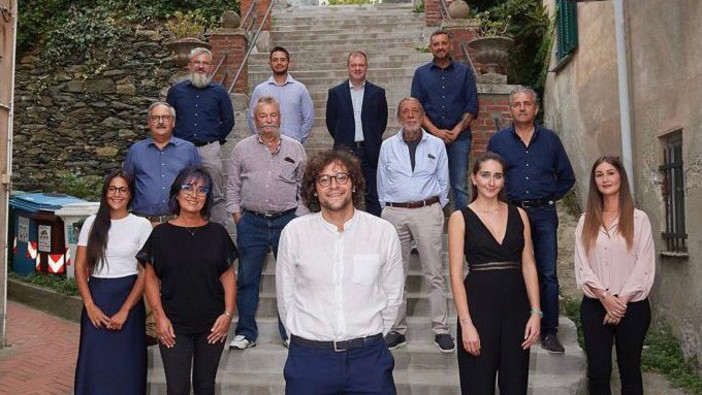 Stella, dopo la nomina della giunta il sindaco consegna le deleghe ai consiglieri Stella, dopo la nomina della giunta il sindaco consegna le deleghe ai consiglieri