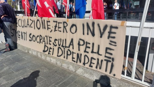 Sciopero Tpl Linea, presidio davanti alla Provincia: "Speculazione, zero investimenti, Socrate sulla pelle dei dipendenti" (FOTO e VIDEO)