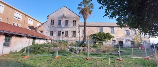 Savona, al San Giacomo l'allestimento dei cantieri per il recupero dell'antico complesso Savona, al San Giacomo l'allestimento dei cantieri per il recupero dell'antico complesso