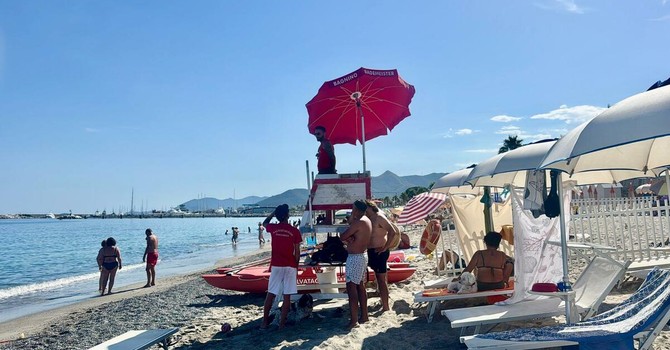 Pietra Ligure, il day after del salvataggio in mare: "Un grazie ai bagnini e al personale sanitario"