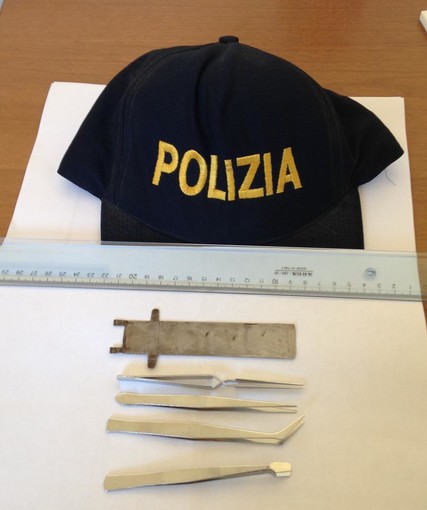 Arrestati a Savona specialisti delle rapine ai bancomat Arrestati a Savona specialisti delle rapine ai bancomat