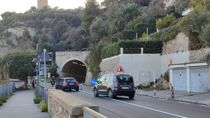 Finale, lavori sulla frana di Capo San Donato: sarà installata una barriera flessibile in acciaio e una georete