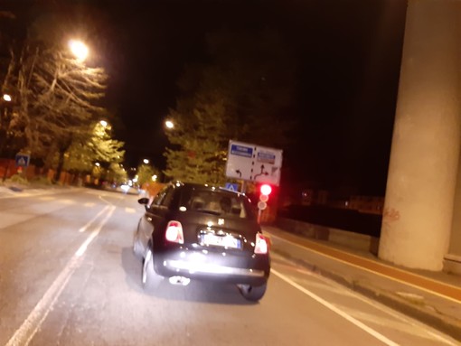 Savona, senso unico alternato in corso Ricci