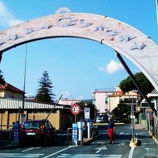 Loano, incidente sulla via Aurelia: scooterista in codice giallo al Santa Corona Loano, incidente sulla via Aurelia: scooterista in codice giallo al Santa Corona