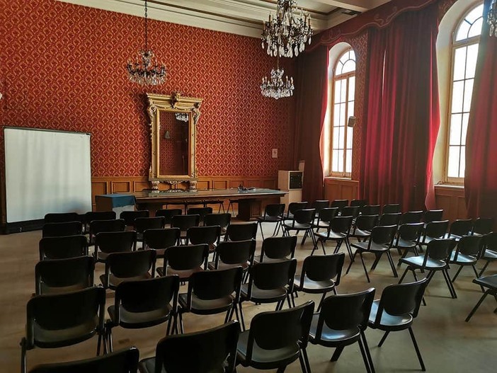 Savona, incontro sull’educazione sessuo-affettiva nelle scuole con Celeste Costantino Savona, incontro sull’educazione sessuo-affettiva nelle scuole con Celeste Costantino