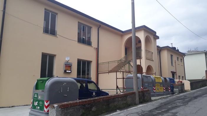 Covid nel plesso scolastico di Noli, la minoranza: "Sanificare anche le elementari" Covid nel plesso scolastico di Noli, la minoranza: "Sanificare anche le elementari"