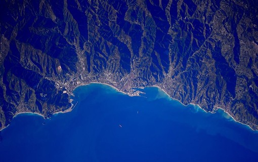 L'astronauta Samantha Cristoforetti saluta Savona dallo spazio L'astronauta Samantha Cristoforetti saluta Savona dallo spazio