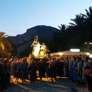 A Finale Ligure "balla" San Pietro