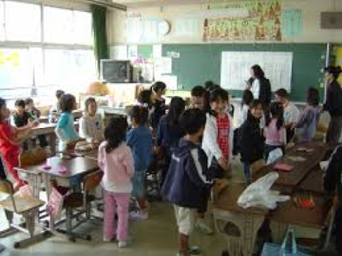 Pietra Ligure: 300 buoni per i bambini per ritirare il volumetto "La Pietra Illustrata per i più piccoli" Pietra Ligure: 300 buoni per i bambini per ritirare il volumetto "La Pietra Illustrata per i più piccoli"