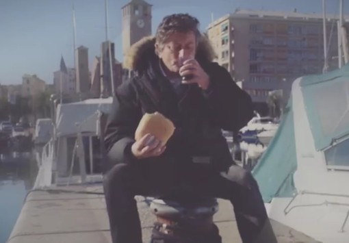 "Savonapop": un video dall'effetto trash