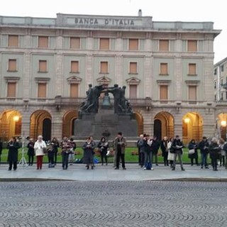 "Siamo qui per difendere l'uomo da un attacco senza precedenti nella storia": le Sentinelle in Piedi a Savona contro le Unioni Civili