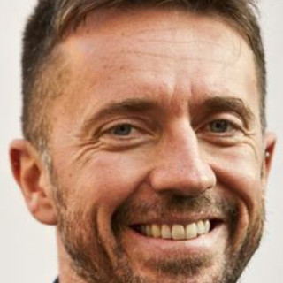 Celle Ligure, Parole ubikate in mare: il 16 luglio arriva Andrea Scanzi