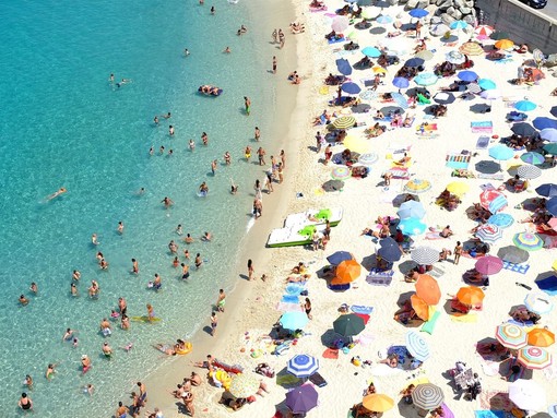 Le spiagge più belle della Calabria per le vacanze estive Le spiagge più belle della Calabria per le vacanze estive