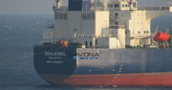 Esplosioni sulla Seajewel, a colpire due ordigni al tritolo di fabbricazione militare