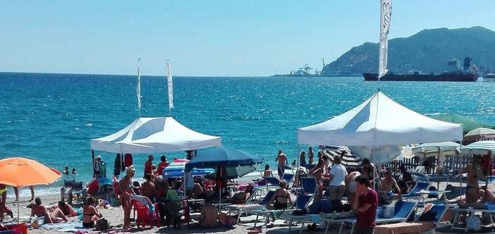 Savona: da sabato 13 luglio torna lo "Scaletto senza scalini", la spiaggia dedicata alle persone con disabilità