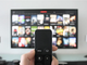 Cosa valutare quando si sceglie un servizio TV in lingua straniera in Italia