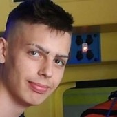 Una nuova automedica in memoria di Samuele Schillaci: i “Frati Martini” di Albenga lo ricordano così Una nuova automedica in memoria di Samuele Schillaci: i “Frati Martini” di Albenga lo ricordano così