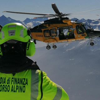 Guardia di finanza, nuove regole per i soccorsi: chi provoca l’emergenza può pagarne i costi Guardia di finanza, nuove regole per i soccorsi: chi provoca l’emergenza può pagarne i costi