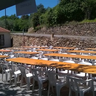 Successo per la sagra delle fave e salame di Olle, vegan e green friendly