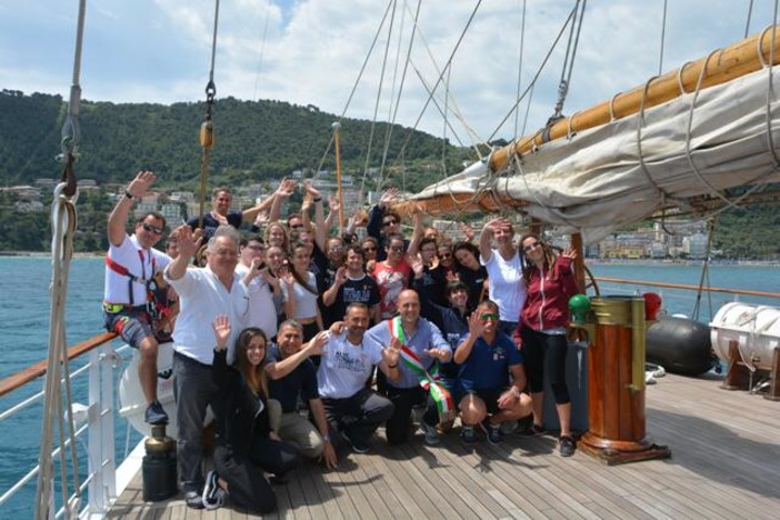 A Laigueglia le istituzioni si incontrano sulla prestigiosa Nave Italia A Laigueglia le istituzioni si incontrano sulla prestigiosa Nave Italia