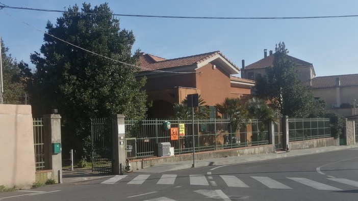 Finale, Covid nel plesso scolastico di Calvisio: alunni, personale e docenti in quarantena fino al 19 marzo Finale, Covid nel plesso scolastico di Calvisio: alunni, personale e docenti in quarantena fino al 19 marzo